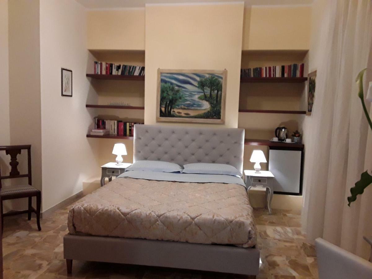 La Riviera Bed & Breakfast Milazzo Luaran gambar