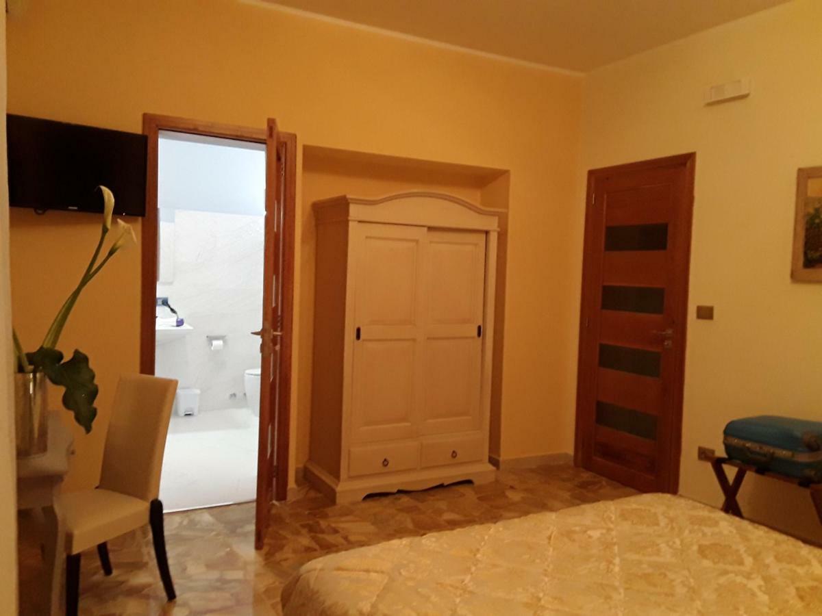 La Riviera Bed & Breakfast Milazzo Luaran gambar